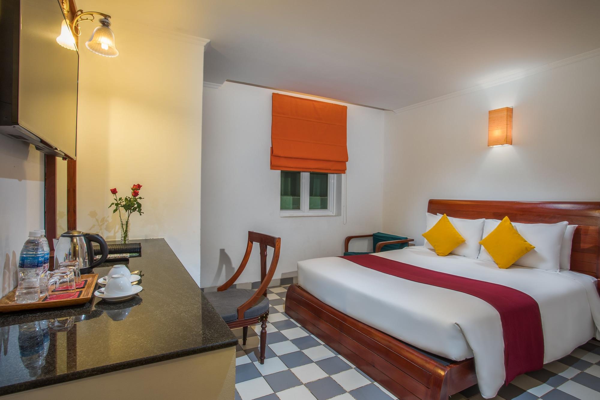 V Hotel פנום פן מראה חיצוני תמונה