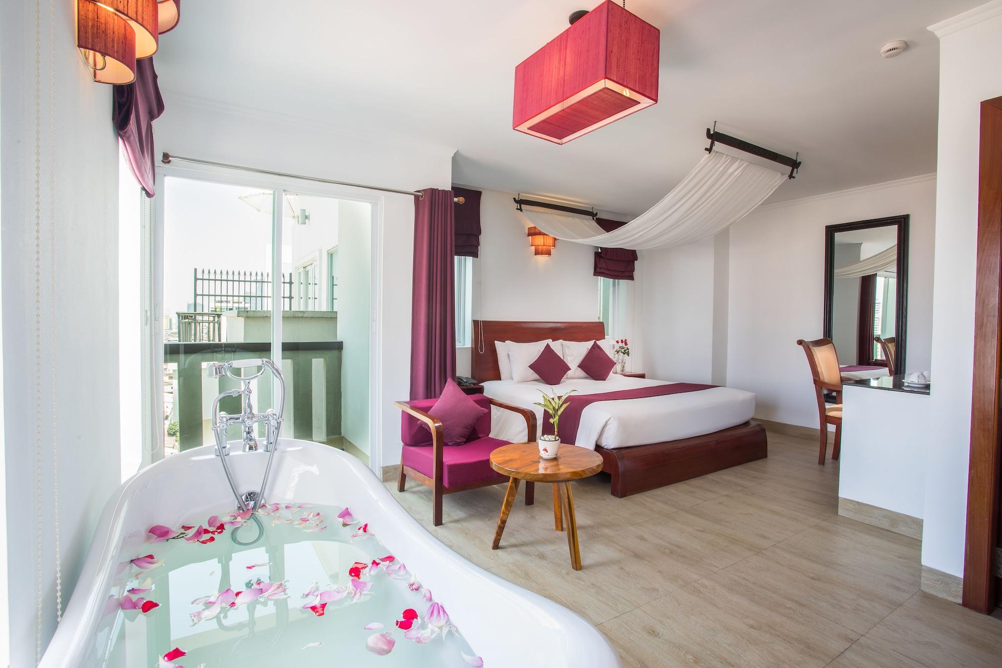 V Hotel פנום פן מראה חיצוני תמונה