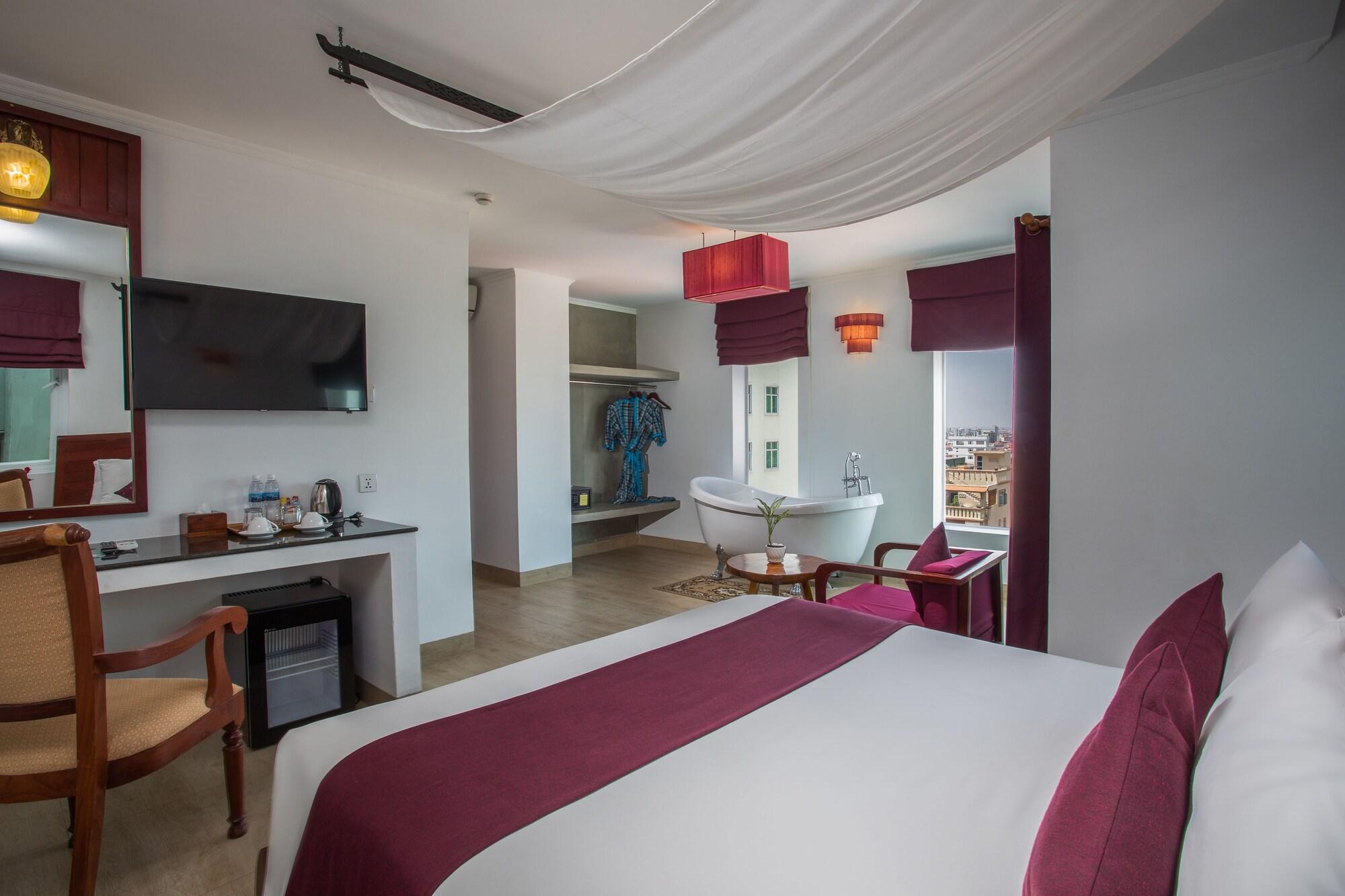 V Hotel פנום פן מראה חיצוני תמונה