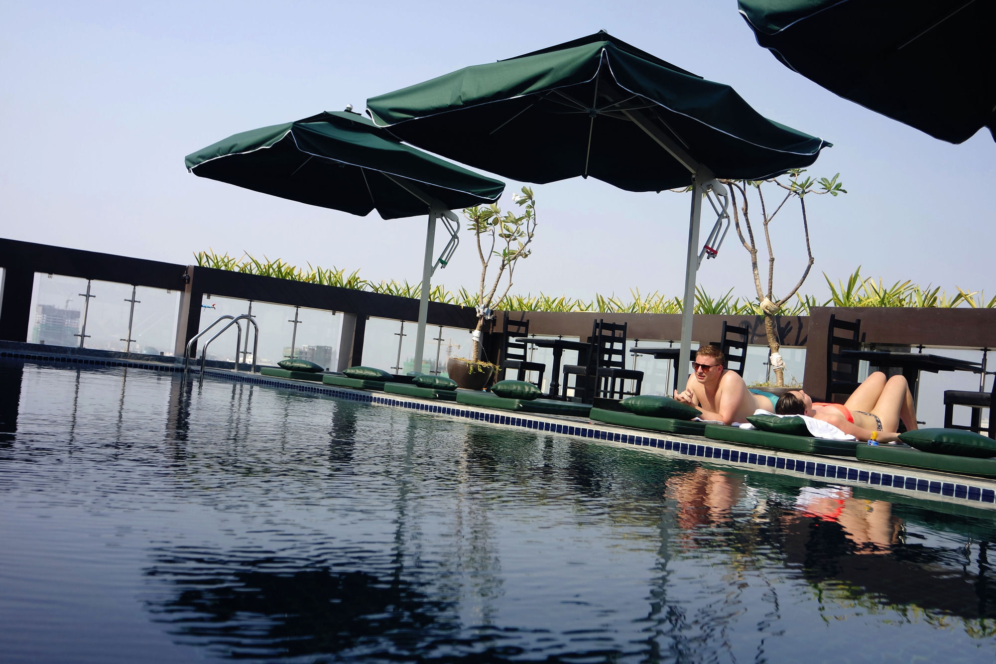 V Hotel פנום פן מראה חיצוני תמונה