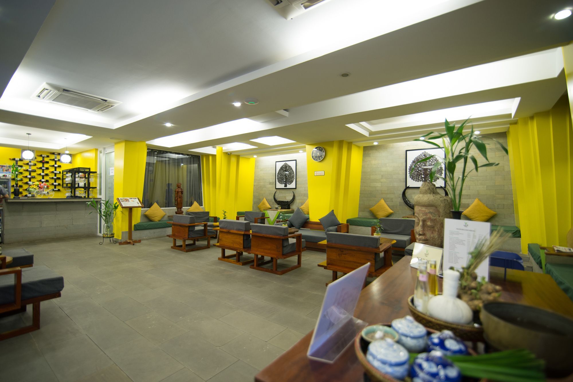 V Hotel פנום פן מראה חיצוני תמונה